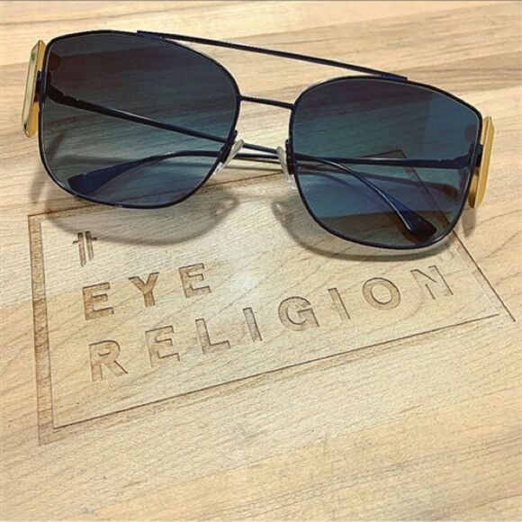 Fendi FF 0380 Sunglasses - Picture 1 of 3